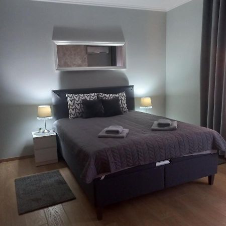 Apartman Lola ซูโบติกา ภายนอก รูปภาพ