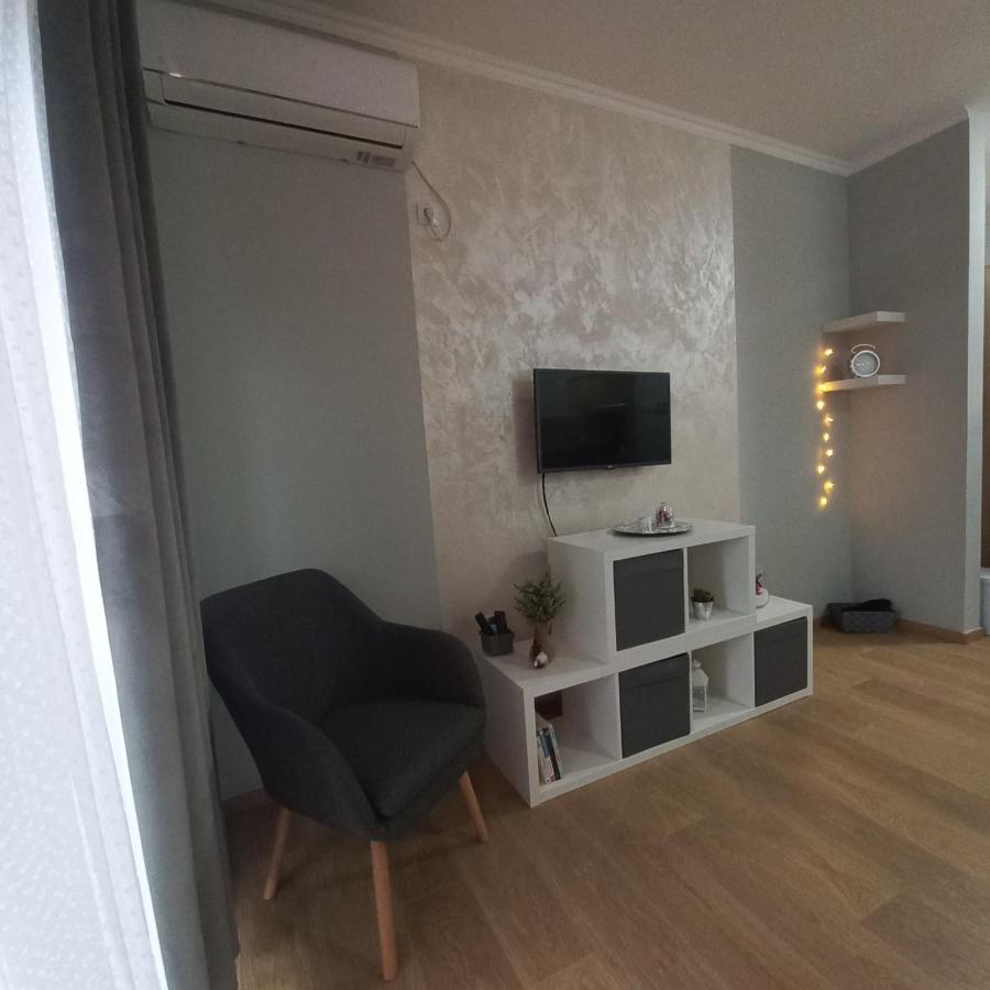 Apartman Lola ซูโบติกา ภายนอก รูปภาพ